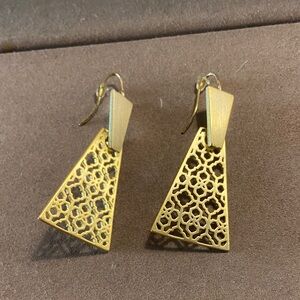 Kendra Scott Elegant Gold Filigree Earrings